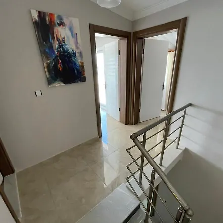 Deniz Manzarali Dublex Apartament